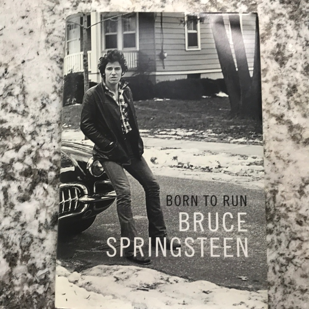 Born To Run- Bruce Springsteen Book - Picture 2 of 5